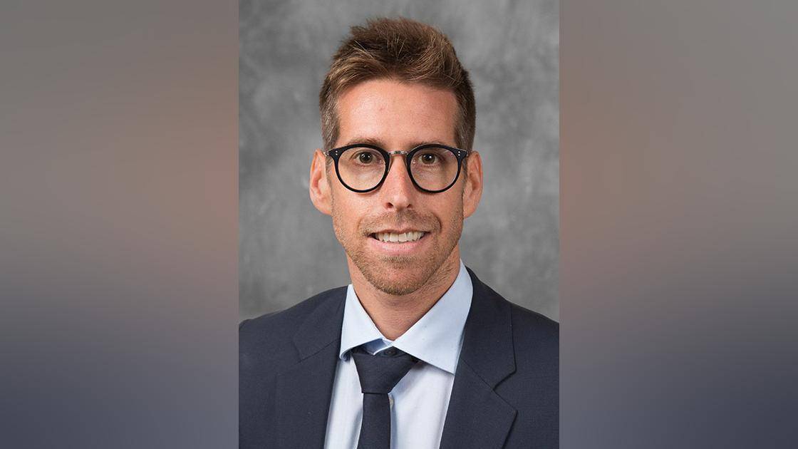 Potential Anatomic and Functional Advantages of Using Pneumatic Retinopexy or Vitrectomy To Repair MaculaInvolving Retinal De